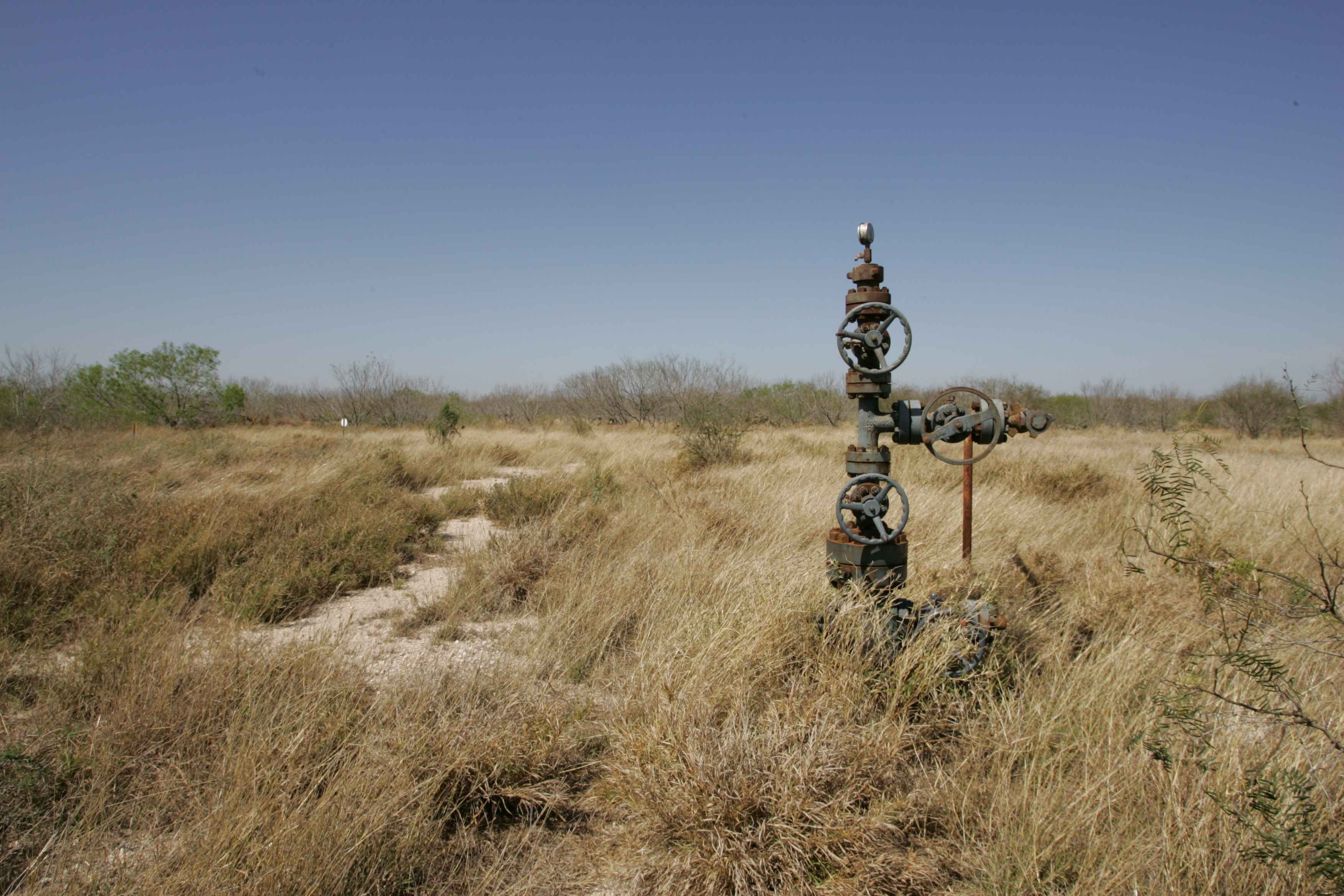 abandoned oil pump